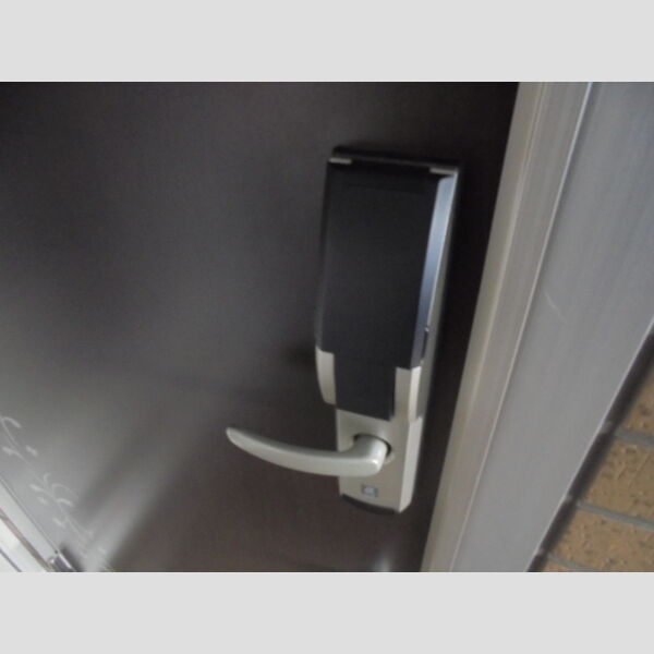 玄関 (デジタルキー)