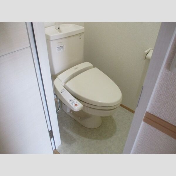 トイレ (メゾン・ルーチェ301トイレ)