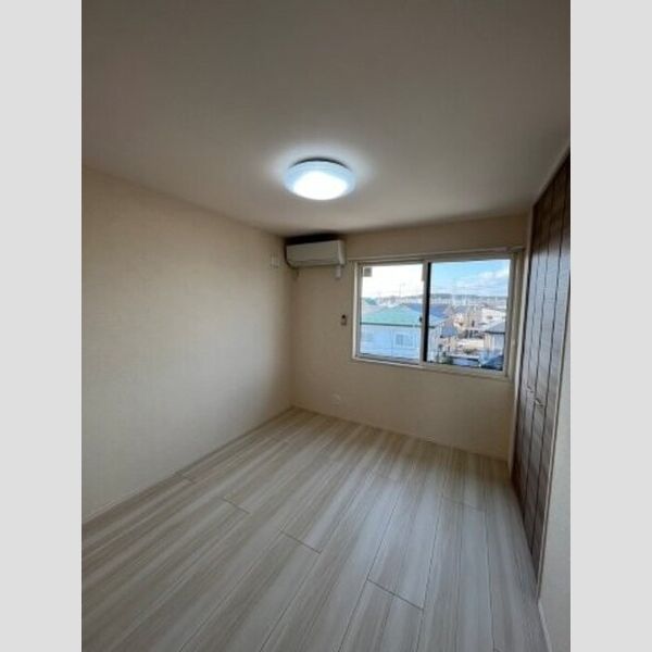 その他 (洋室)