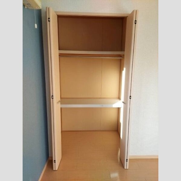収納 (物入)