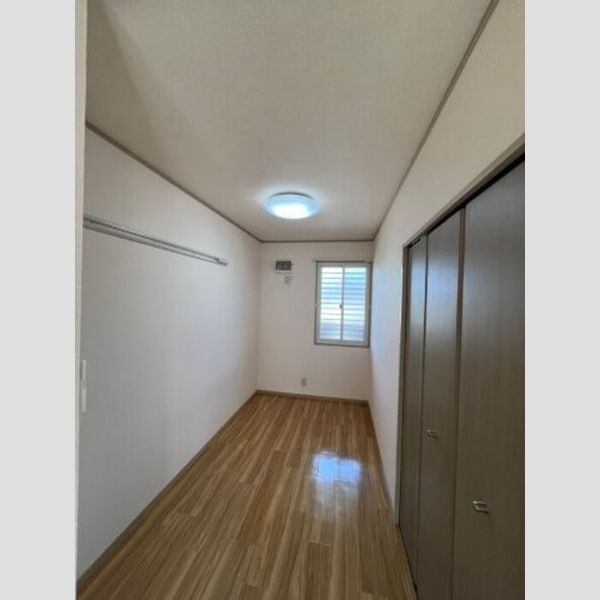 その他 (洋室)