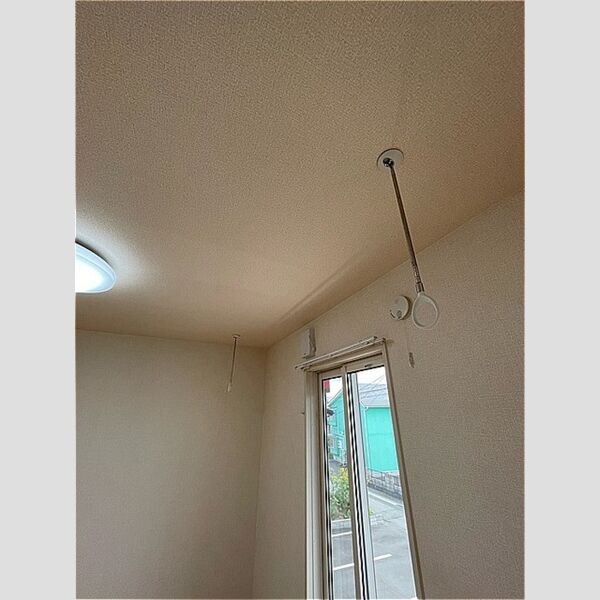 その他 (メゾンゆづき201　室内物干し)