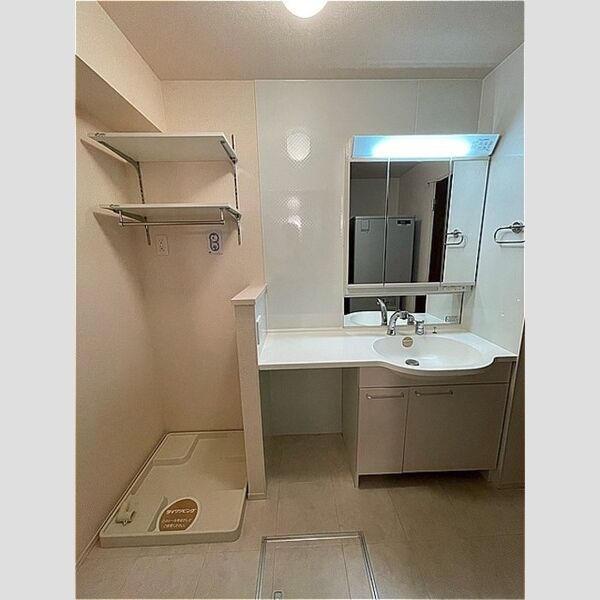 洗面所 (メゾンゆづき201　洗面所・洗濯機置場)