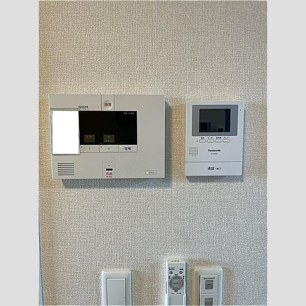 その他設備 (メゾンゆづき201　セキュリティ・インターフォン)