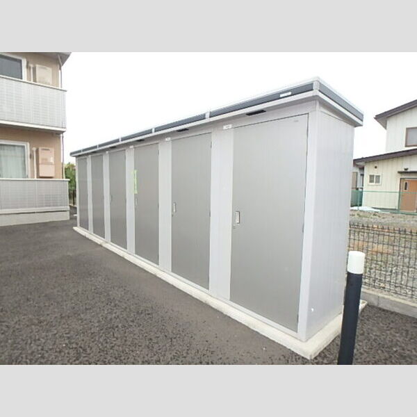 その他 (物置)