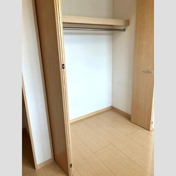 収納 (クローゼット)