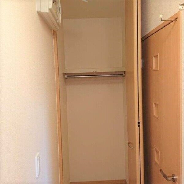 収納 (クローゼット)