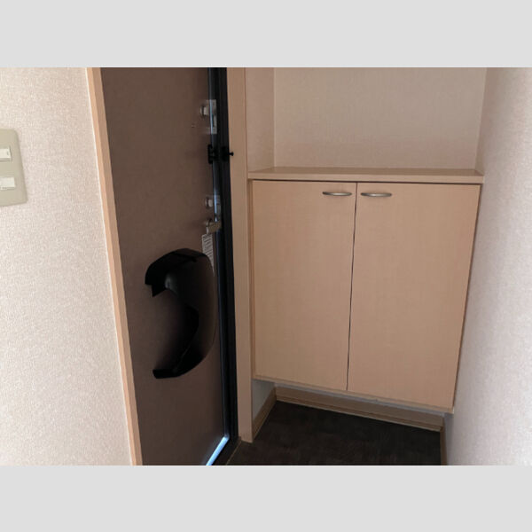 玄関 (玄関)