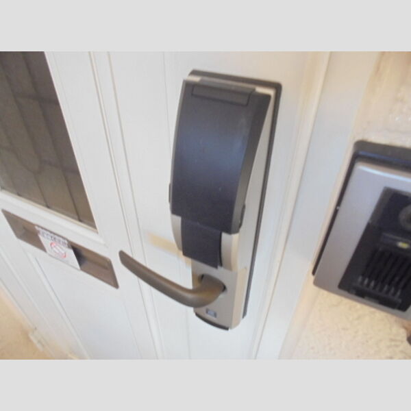 玄関 (デジタルキー)