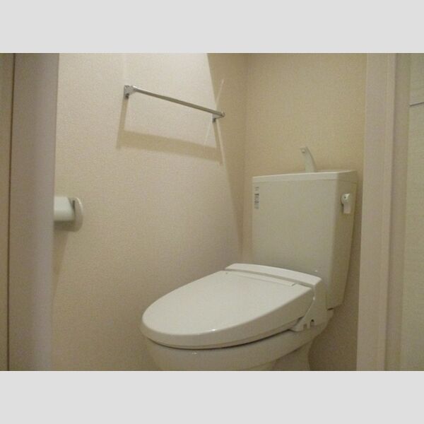 トイレ (シェーンレジット201　トイレ)