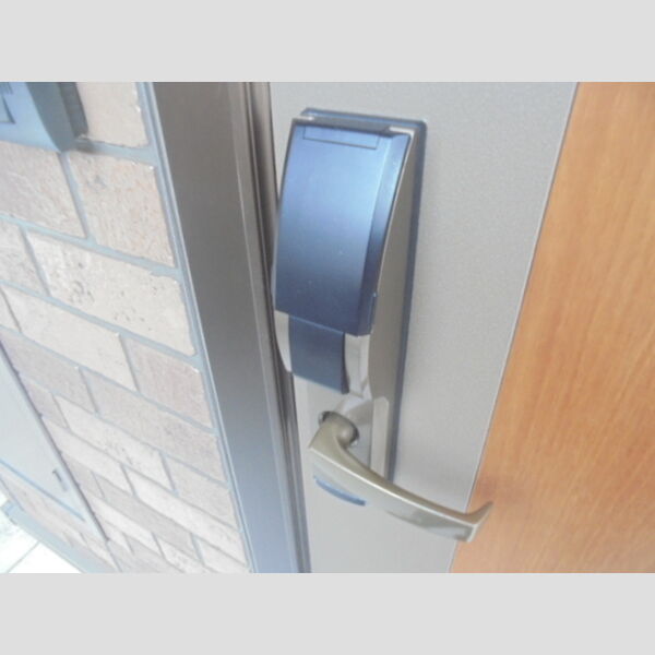 玄関 (デジタルキー)