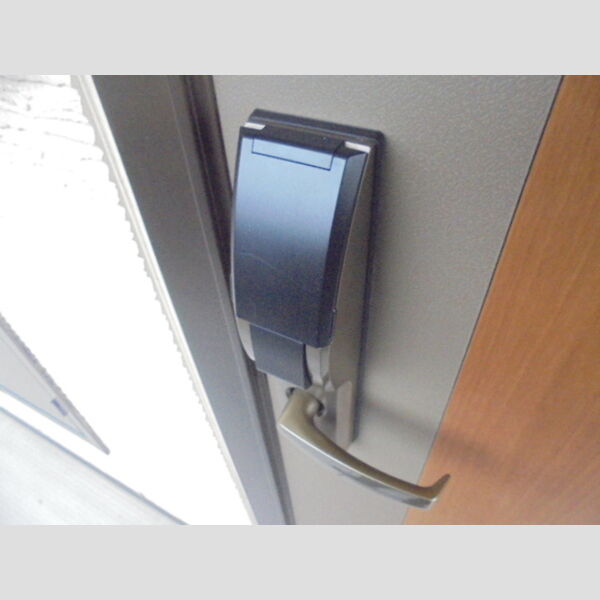 玄関 (デジタルキー)