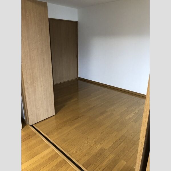その他 (洋室)