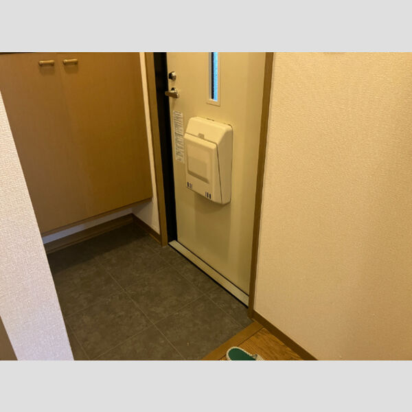 玄関 (玄関)