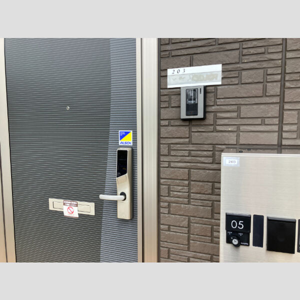 玄関 (玄関)