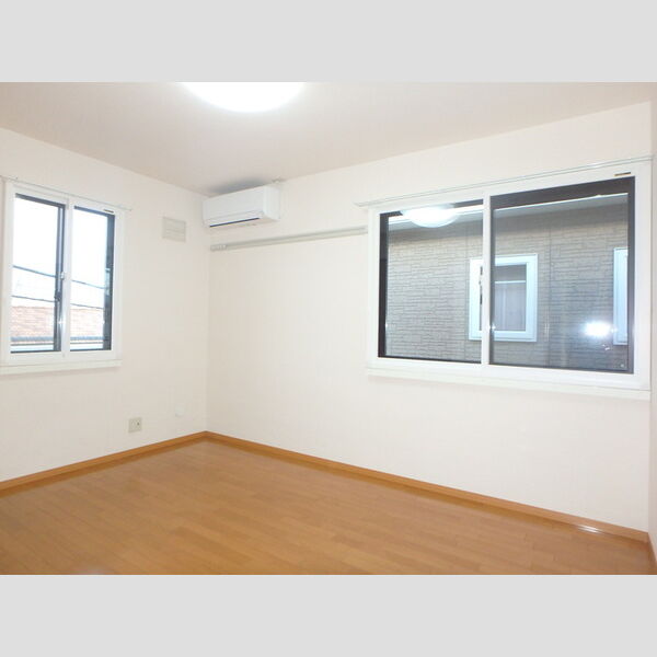 その他 (6帖洋室)