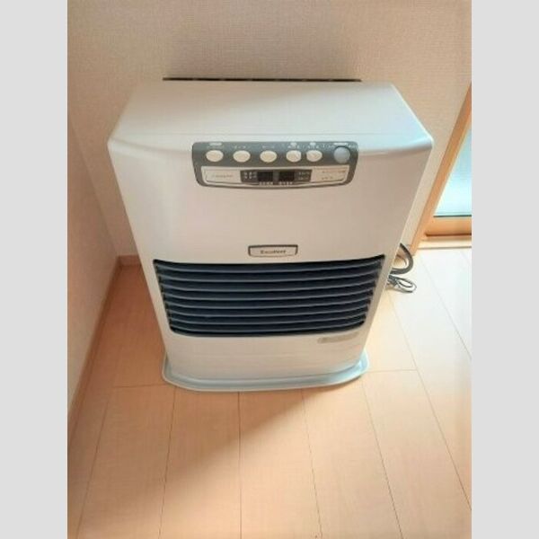 その他設備 (ストーブ)