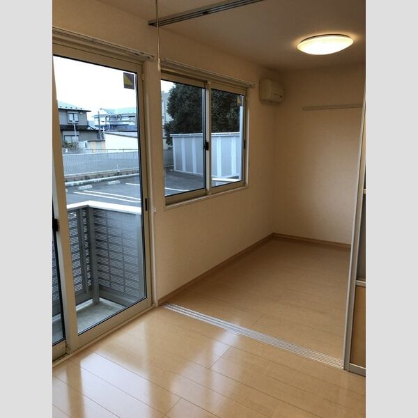 その他 (洋室)