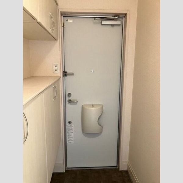 玄関 (玄関:シューズボックス)
