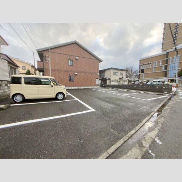 駐車場 (駐車場)
