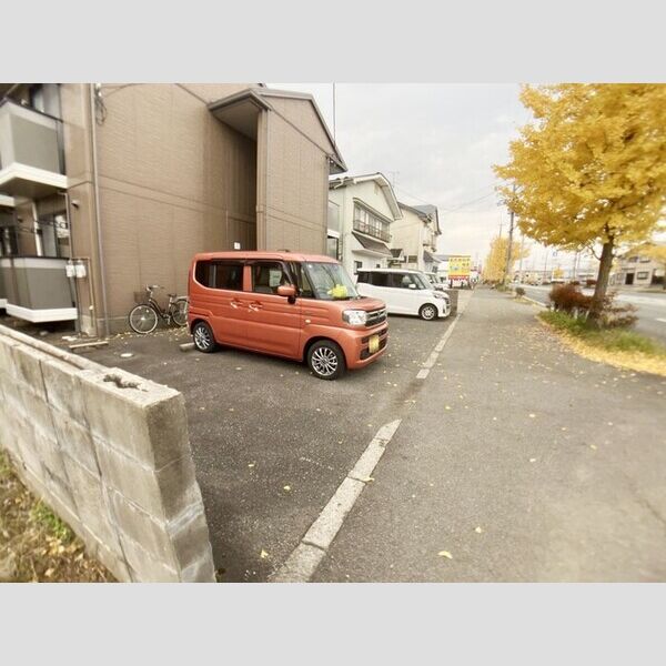 駐車場 (駐車場)