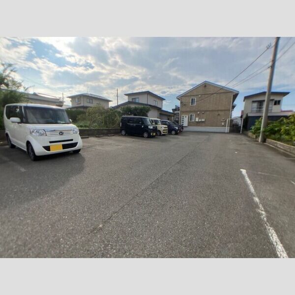 駐車場 (駐車場)