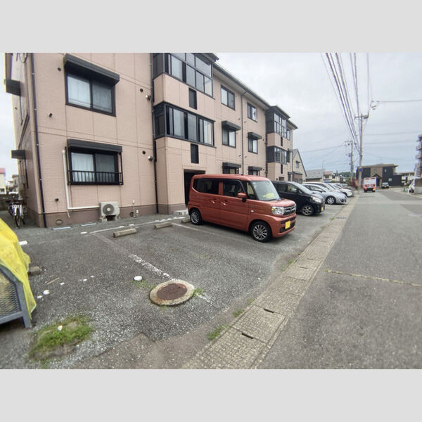 駐車場 (駐車場)