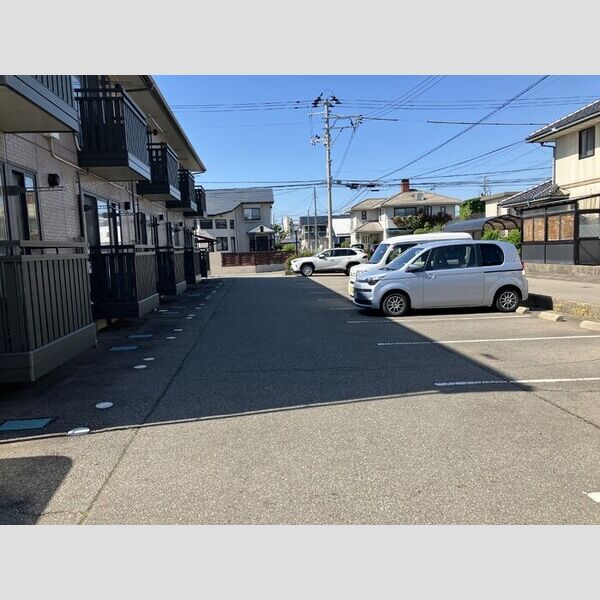 駐車場 (駐車場)