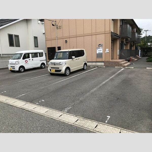 駐車場 (駐車場)