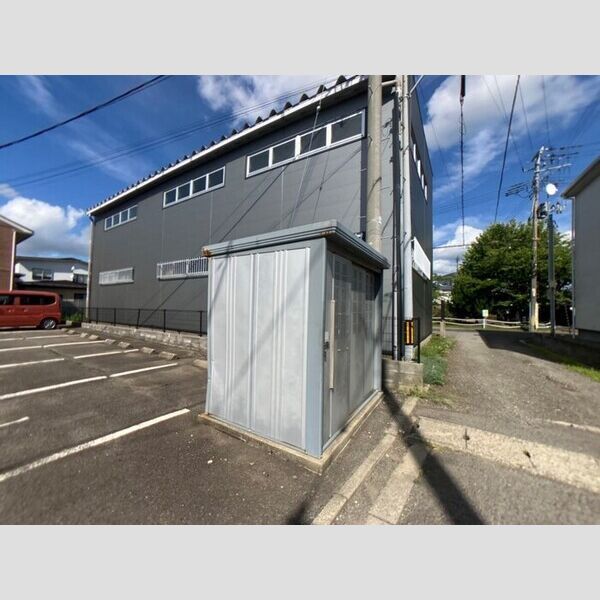 現地周辺 (ゴミ置き場)