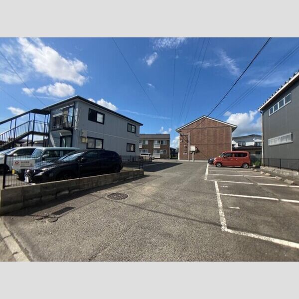 駐車場 (駐車場)