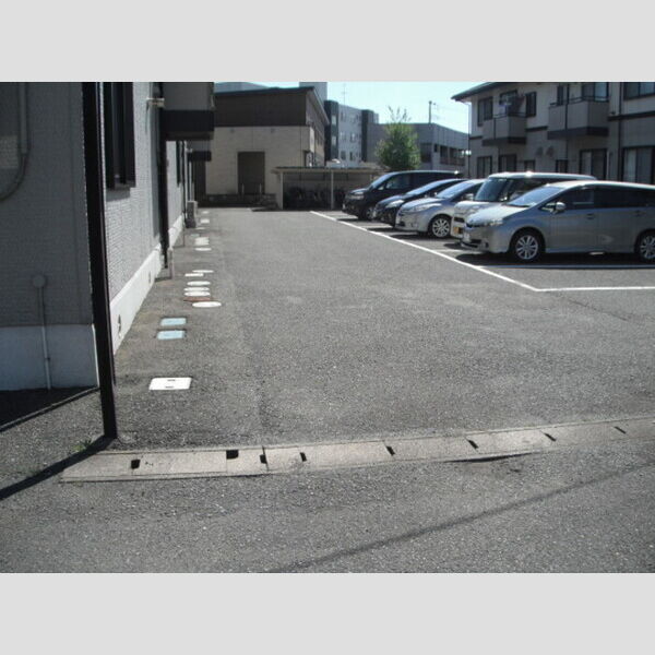 駐車場 (駐車場)