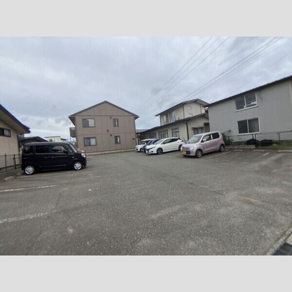 駐車場 (駐車場)