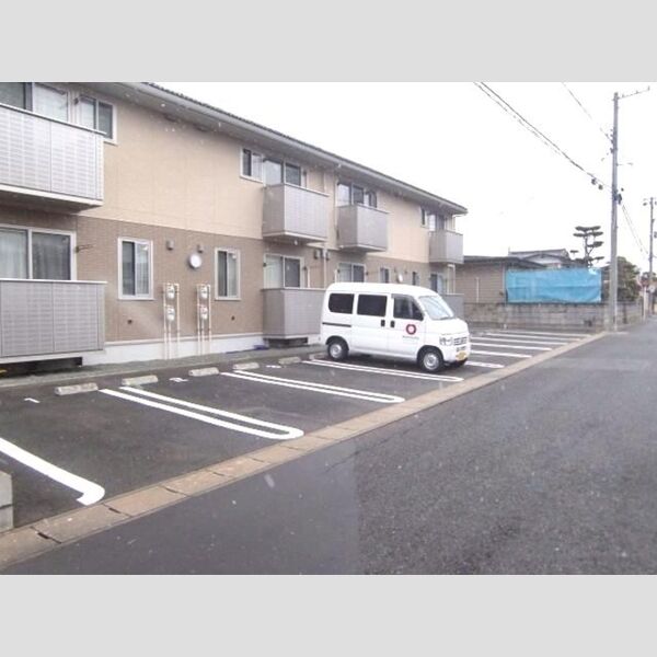 駐車場 (専用駐車場)