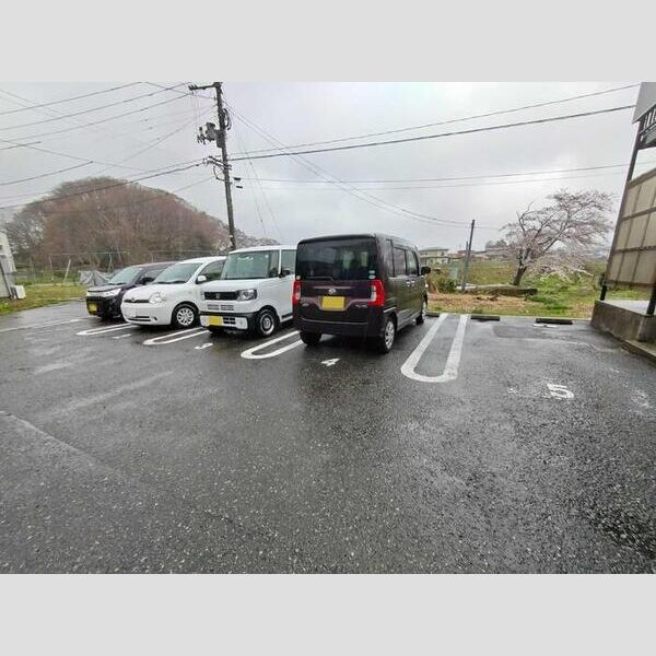 駐車場 (駐車場)