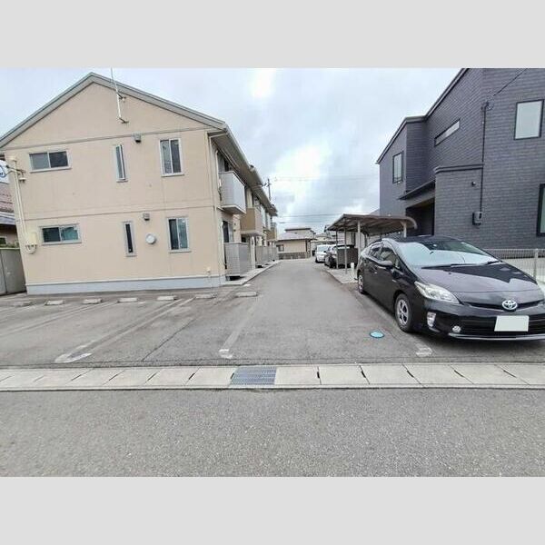 駐車場 (駐車場)