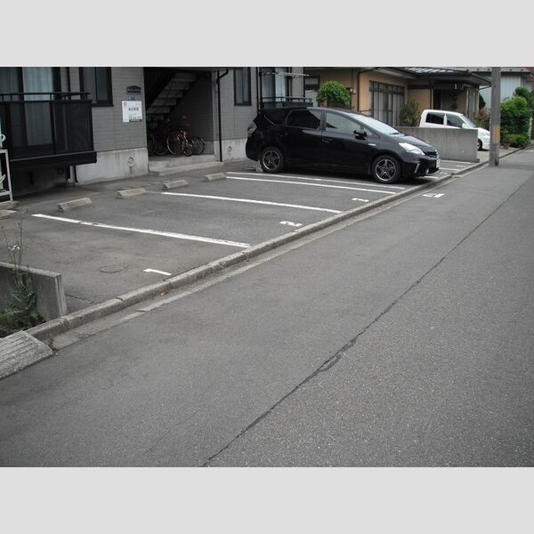 駐車場 (駐車場)