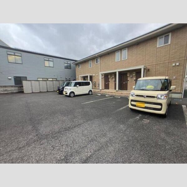 駐車場 (駐車場)