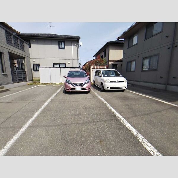 駐車場 (駐車場)