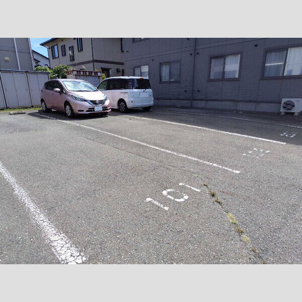 駐車場 (駐車場)
