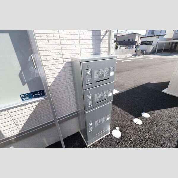 現地周辺 (宅配ボックス)