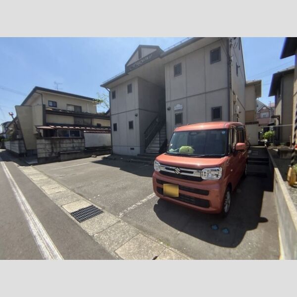 駐車場 (駐車場)