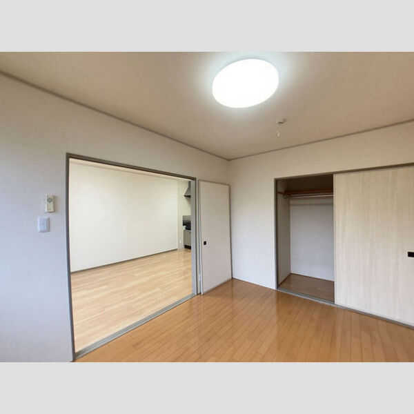 その他 (洋室)