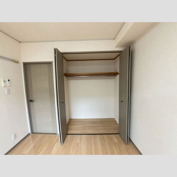 収納 (収納)