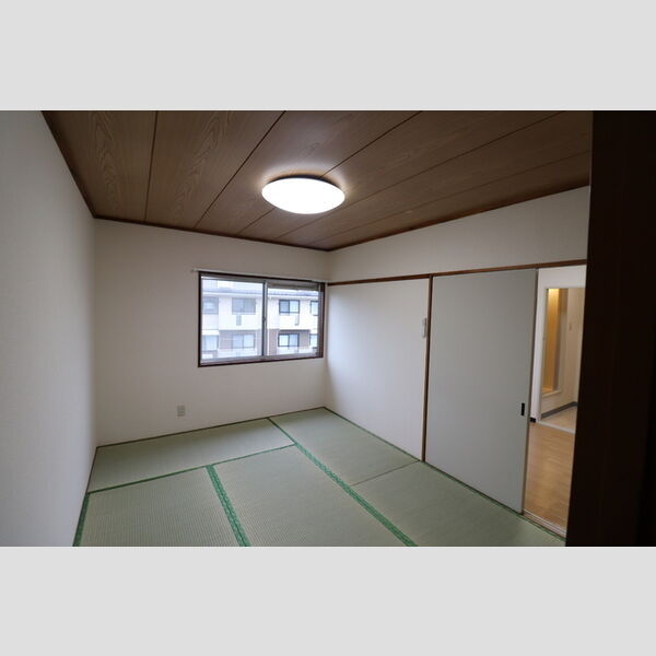 その他 (和室6帖)