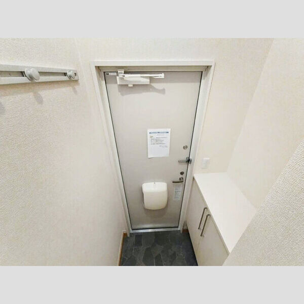 玄関 (玄関)