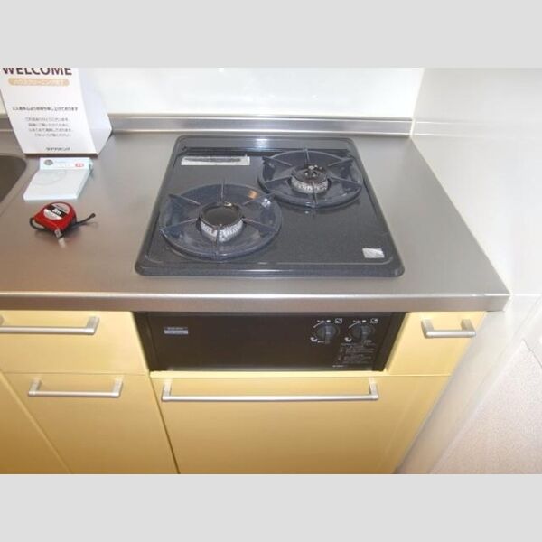 キッチン (2口コンロ付)