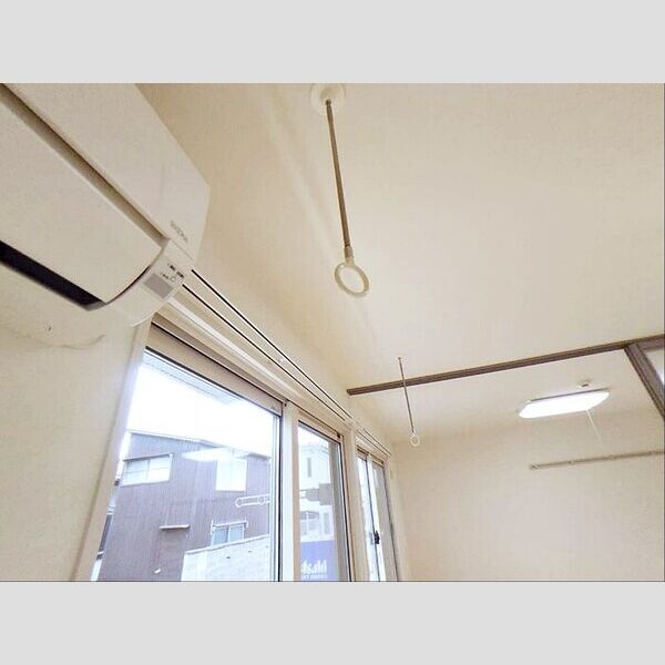 その他 (室内物干し)