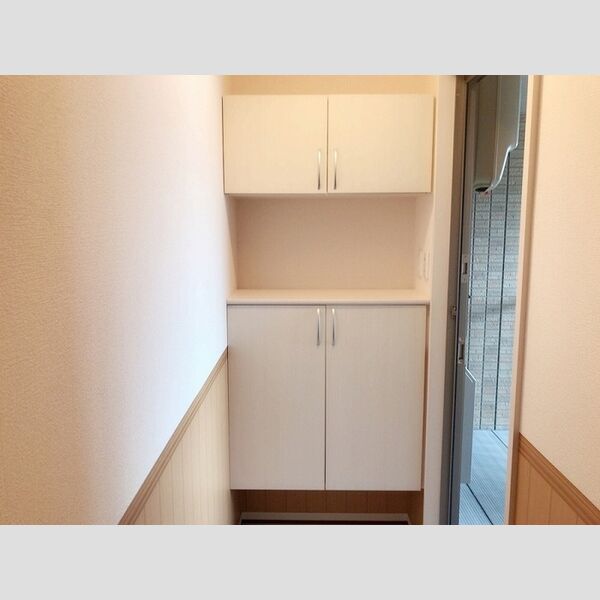 その他設備 (シューズボックス)