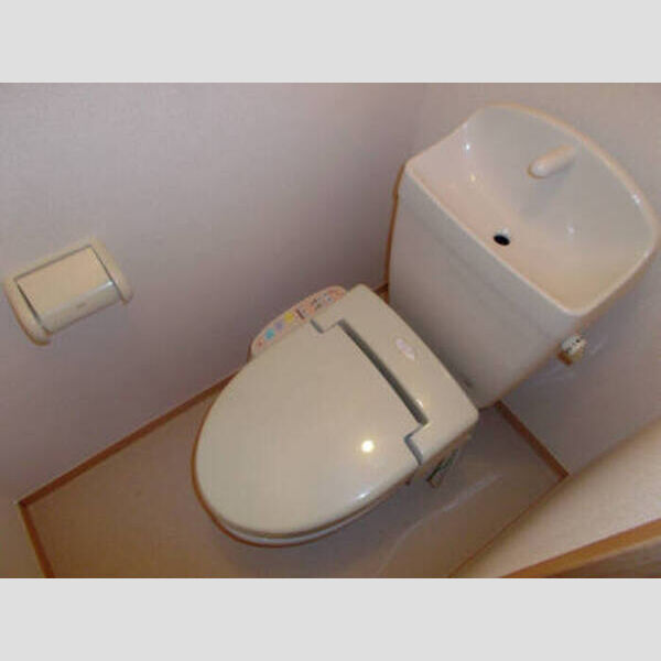 トイレ (温水洗浄便座)